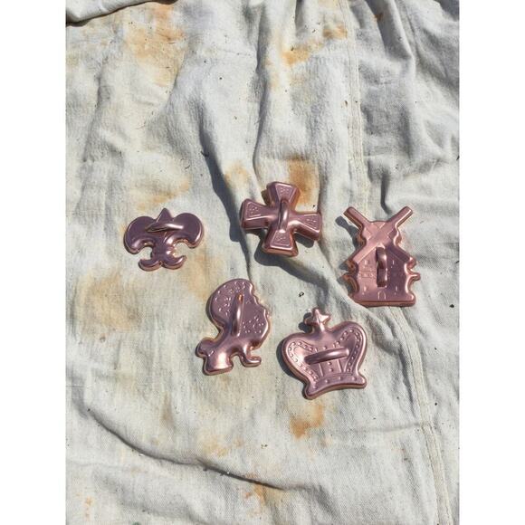 Vtg copper cookie cutters set 5 Royal crown regalia farmhouse country mardi gras - Picture 1 of 6